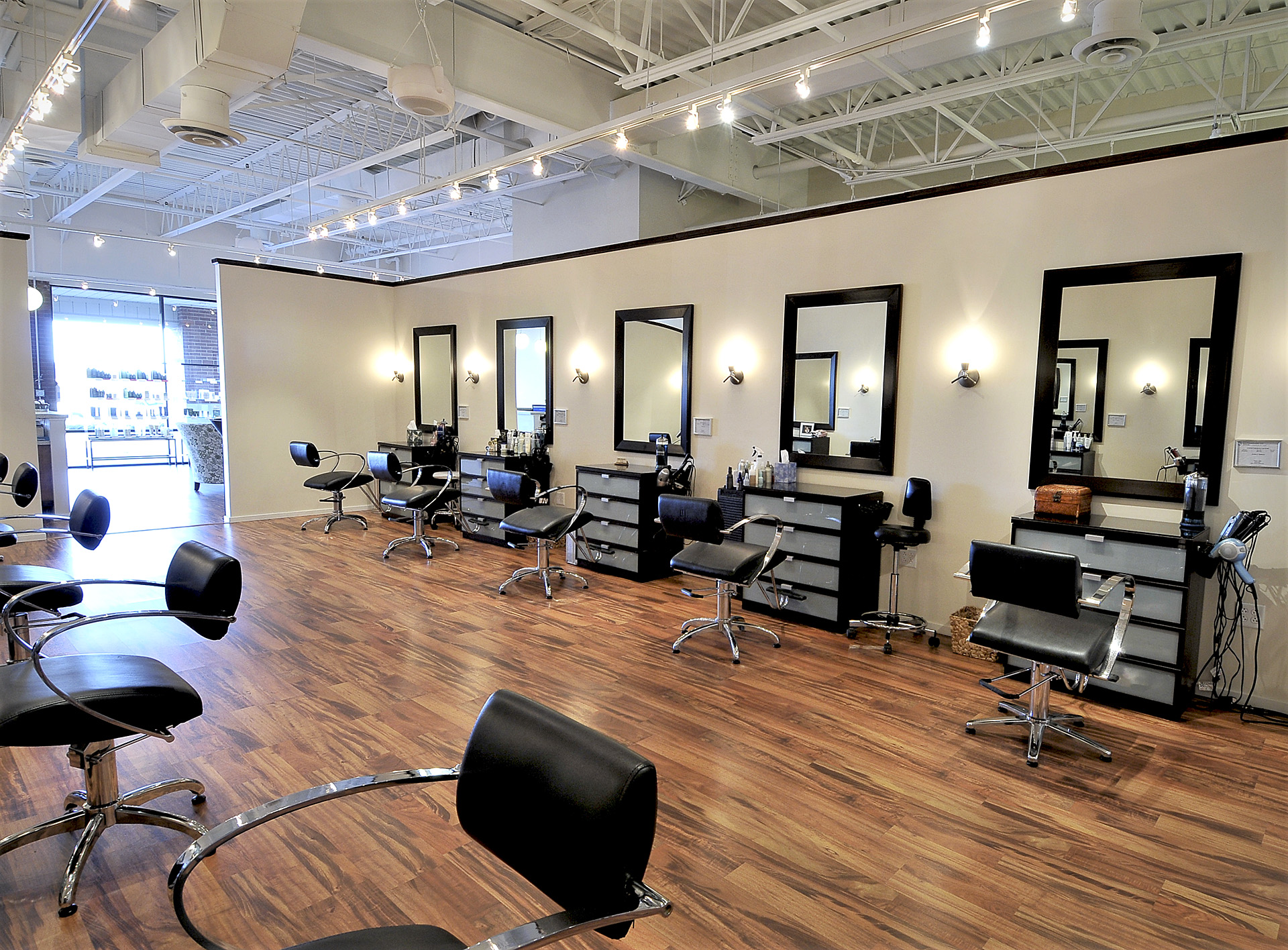 Bella Naturale Salon & Spa - Lehner Designs