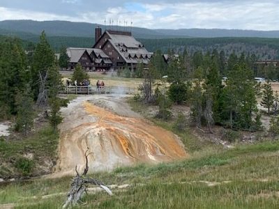 Old Faithful Inn
